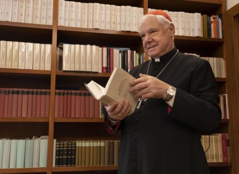 Millers: Benedikts XVI bija mūsu laika svētais Augustīns