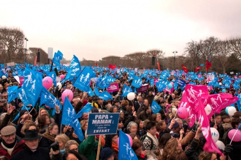 Laulība un homoseksualitāte viena otru izslēdz