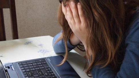 Parādīju saviem bērniem pornogrāfiju
