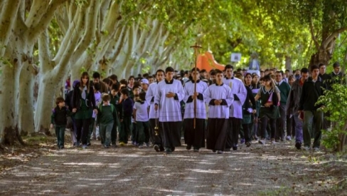 Slēgts Sanrafaelas seminārs: Vigano raksta bīskapam Tausigam